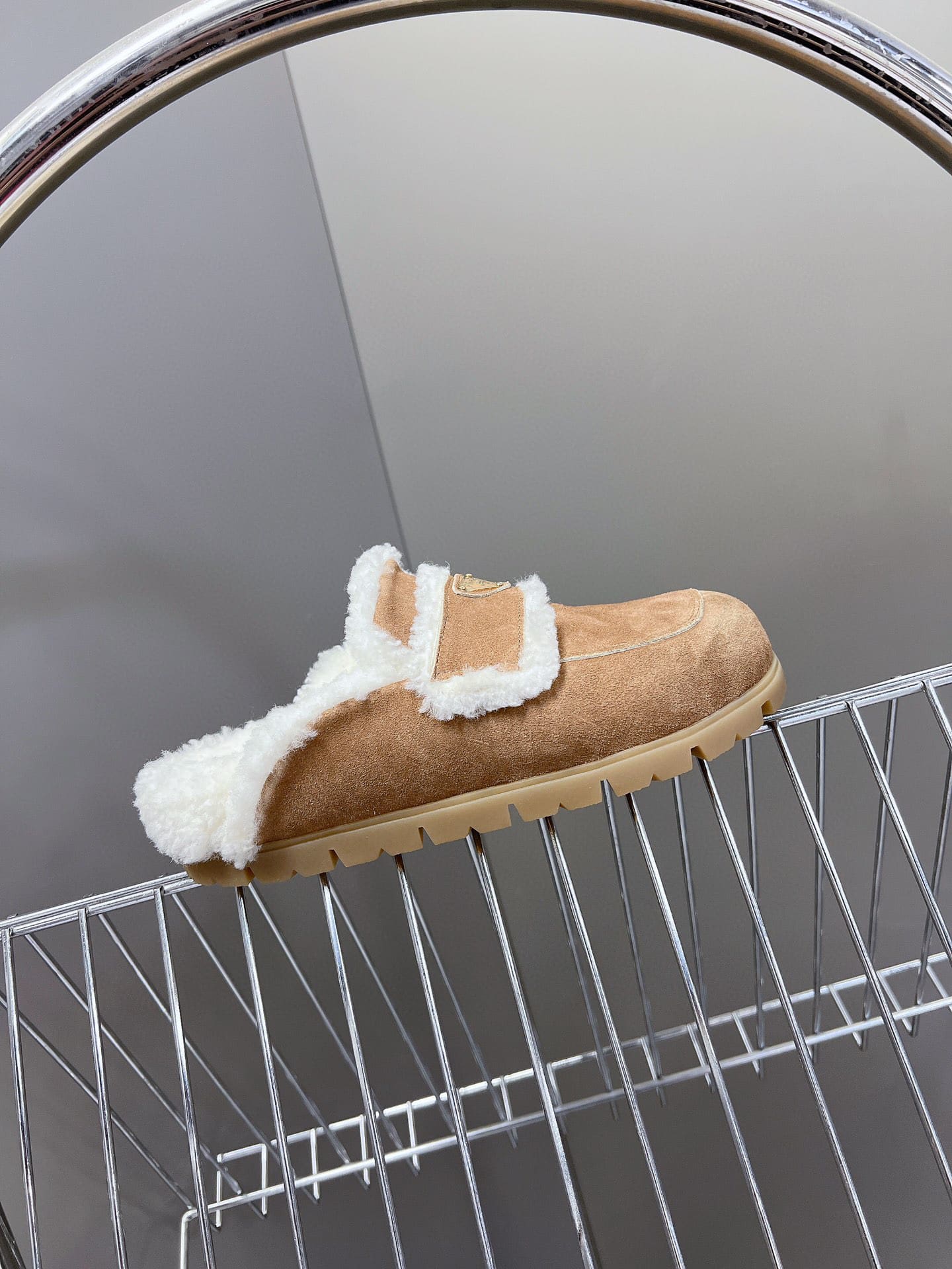Prada Suede And Shearling Slippers Ecru 1S711M X0O F0379 F Zg20
