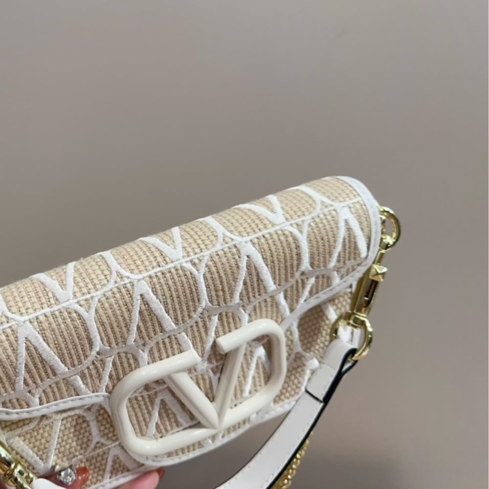 Valentino Valentino Garavani Locò Toile Iconographe Raffia Shoulder Bag Natural 20Cm