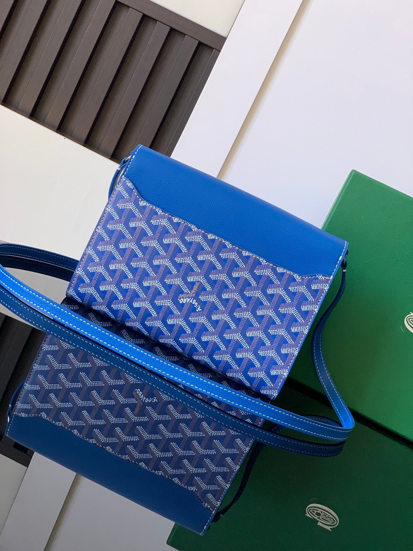Goyard Chypre Wallet-Pouch 21 Cm Sapphire Blue Goyardine Canvas And Calfskin
