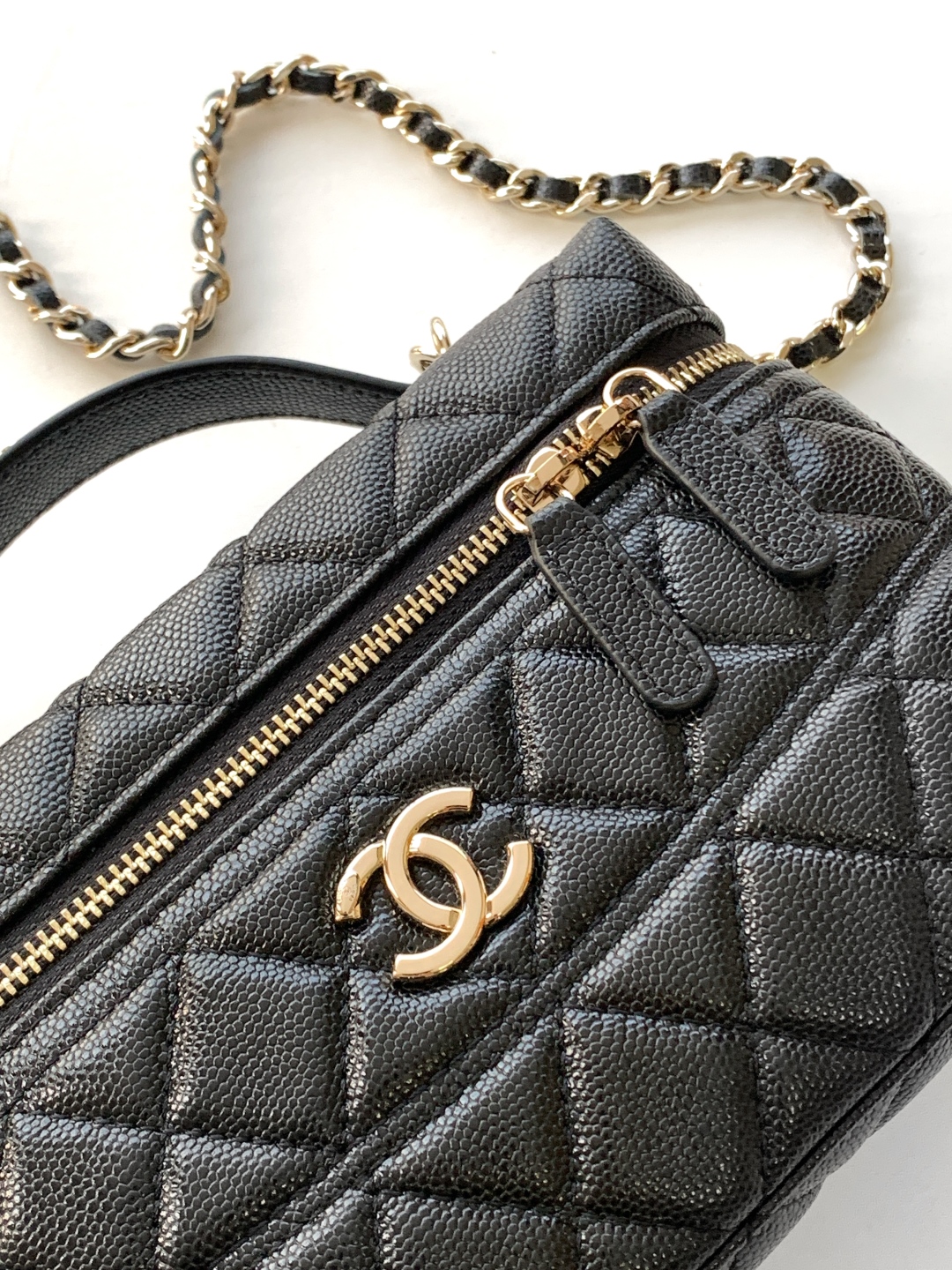 Chanel 25C Vanity Case Black 20cm