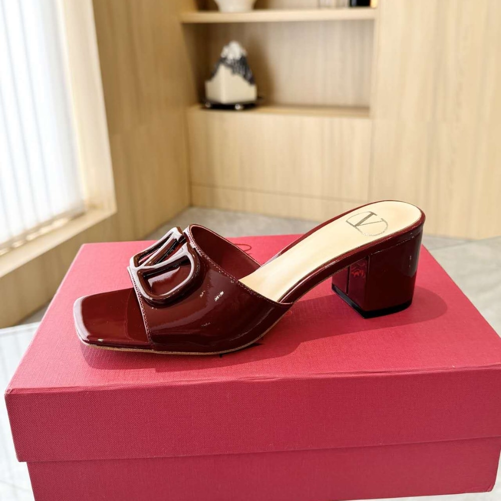 Valentino VLogo Signature Slide Sandal Burgundy