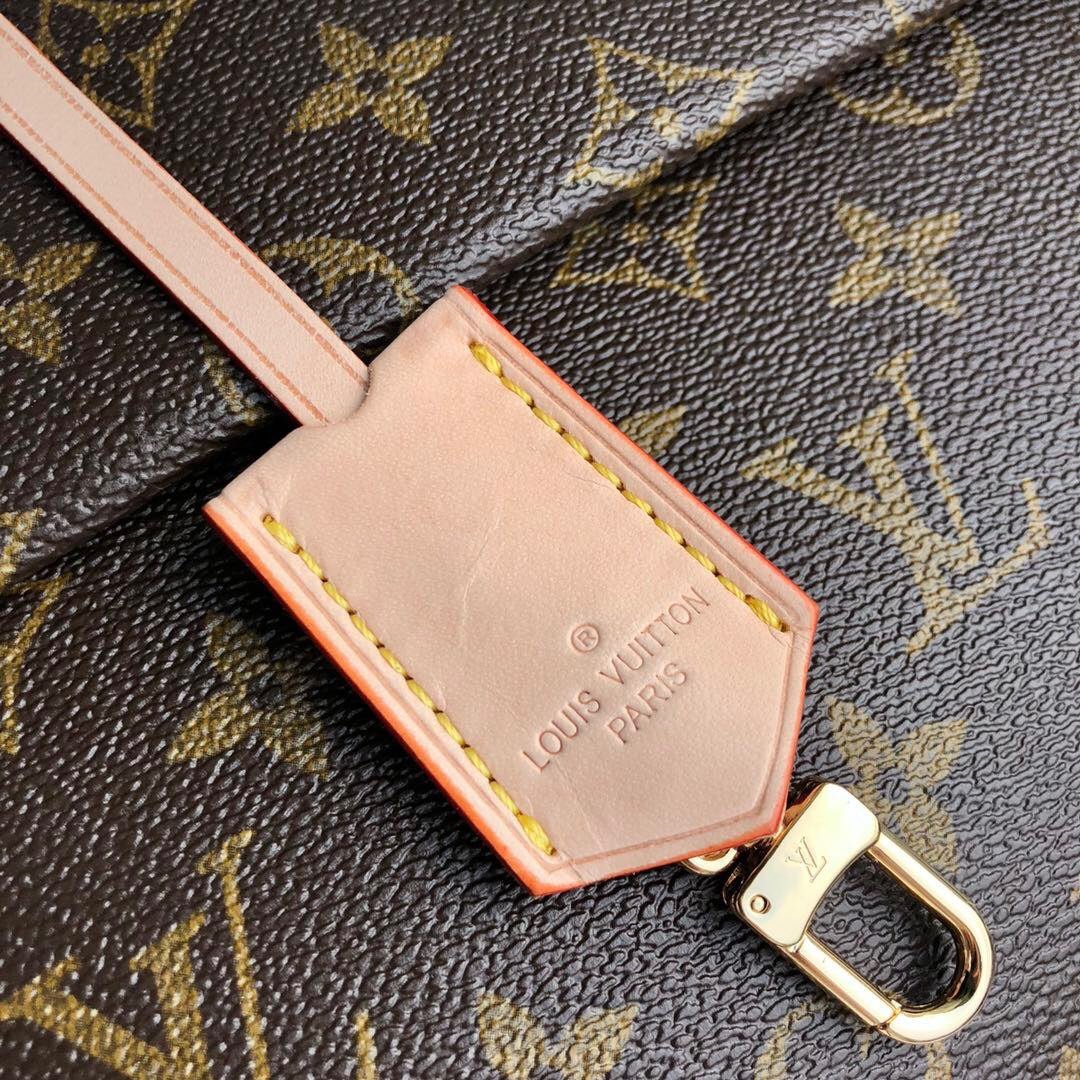Louis Vuitton Cluny Mm Bleu Glacier Blue 32Cm