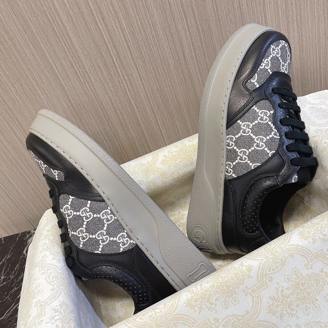 Gucci Men’S Gg Trainer Supreme Canvas Black ?669582 Aacod 1072
