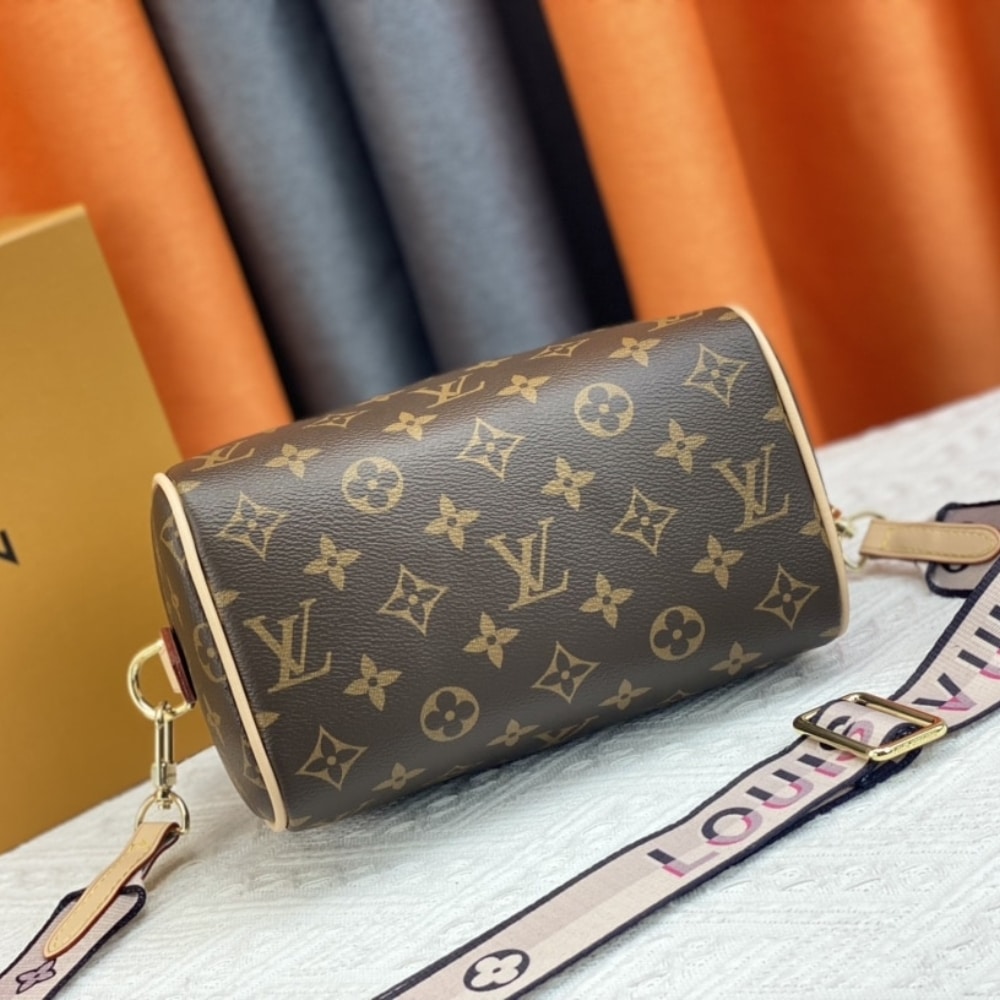 Louis Vuitton Speedy Bandoulière 20 Bag Black 20Cm M46234
