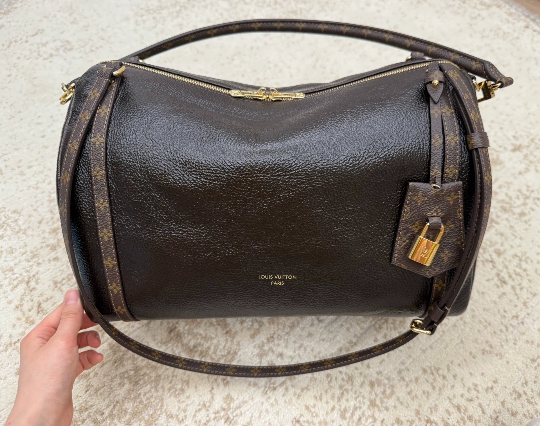 LOUIS VUITTON M26359 Express MM