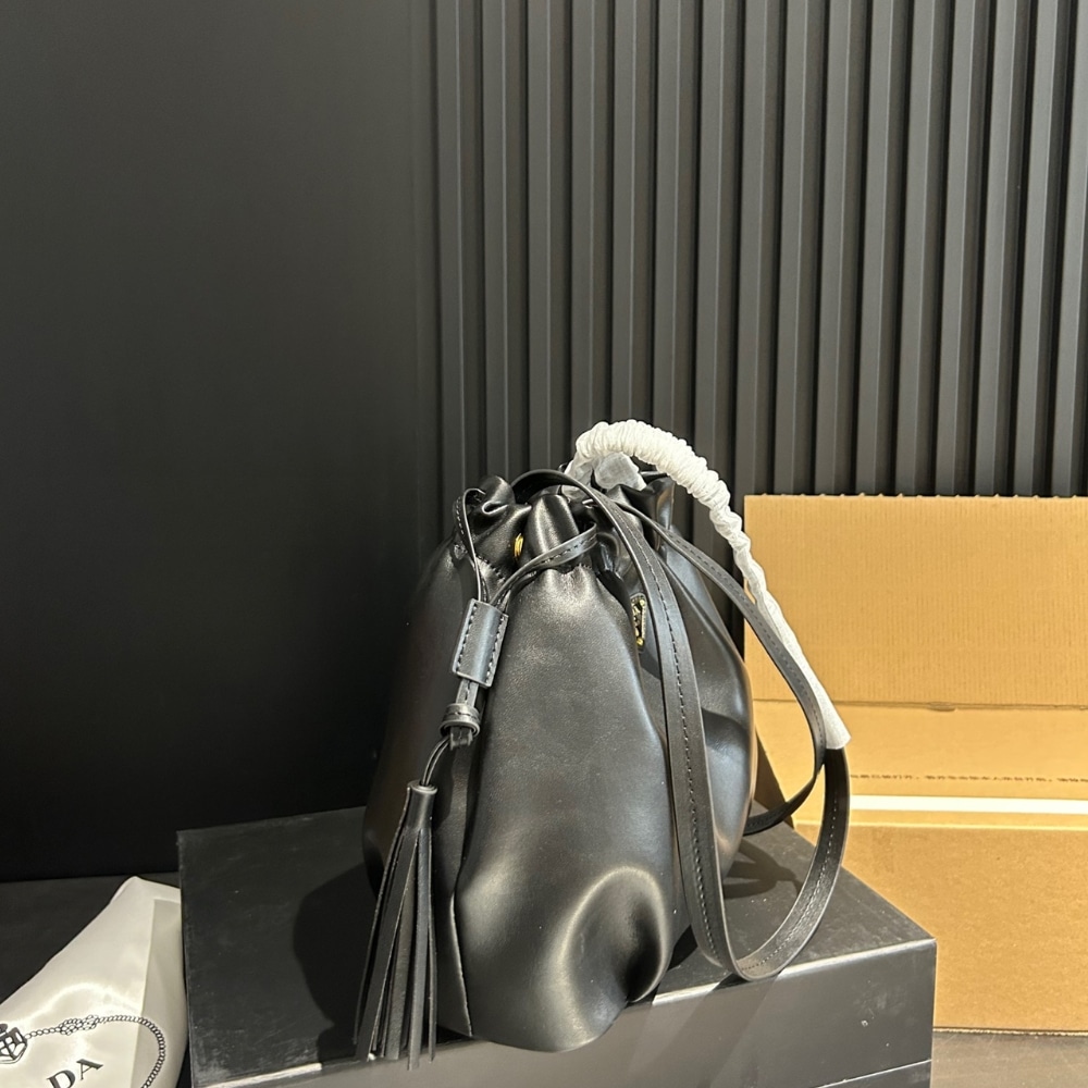 Prada Nappa Leather Shoulder Bag Black 23Cm