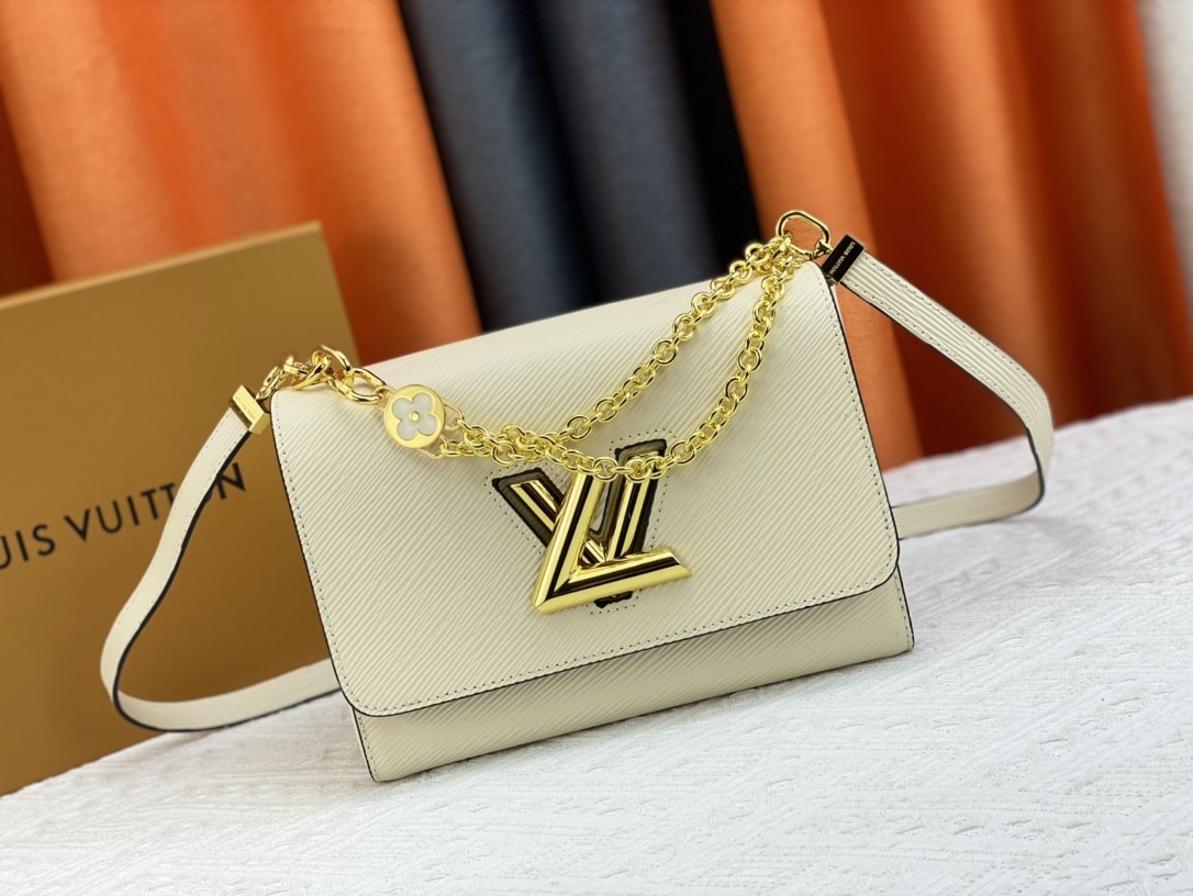 Louis Vuitton Twist Pm White 23Cm M59761