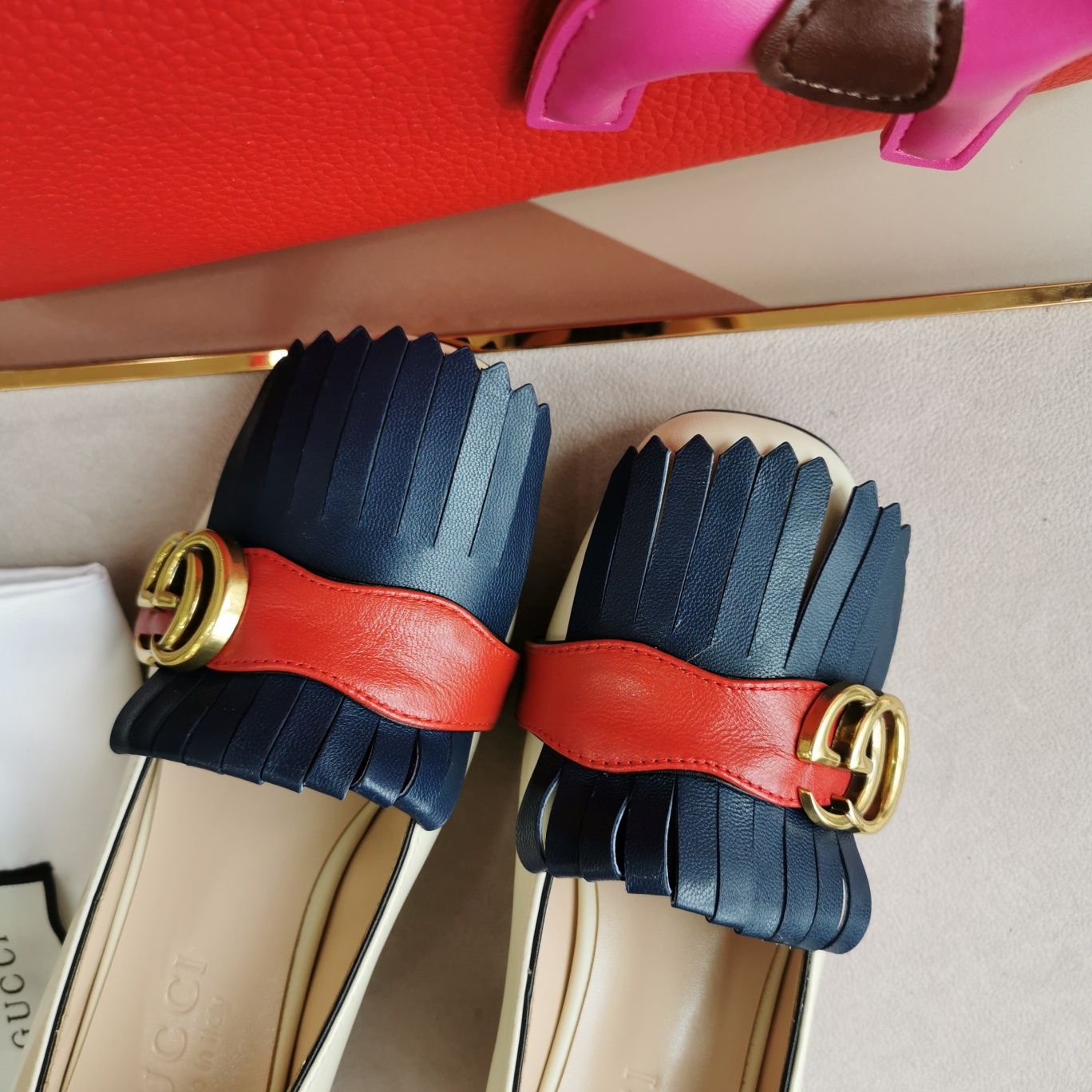 Gucci Wmns White And Blue Leather Mid-Heel Pump