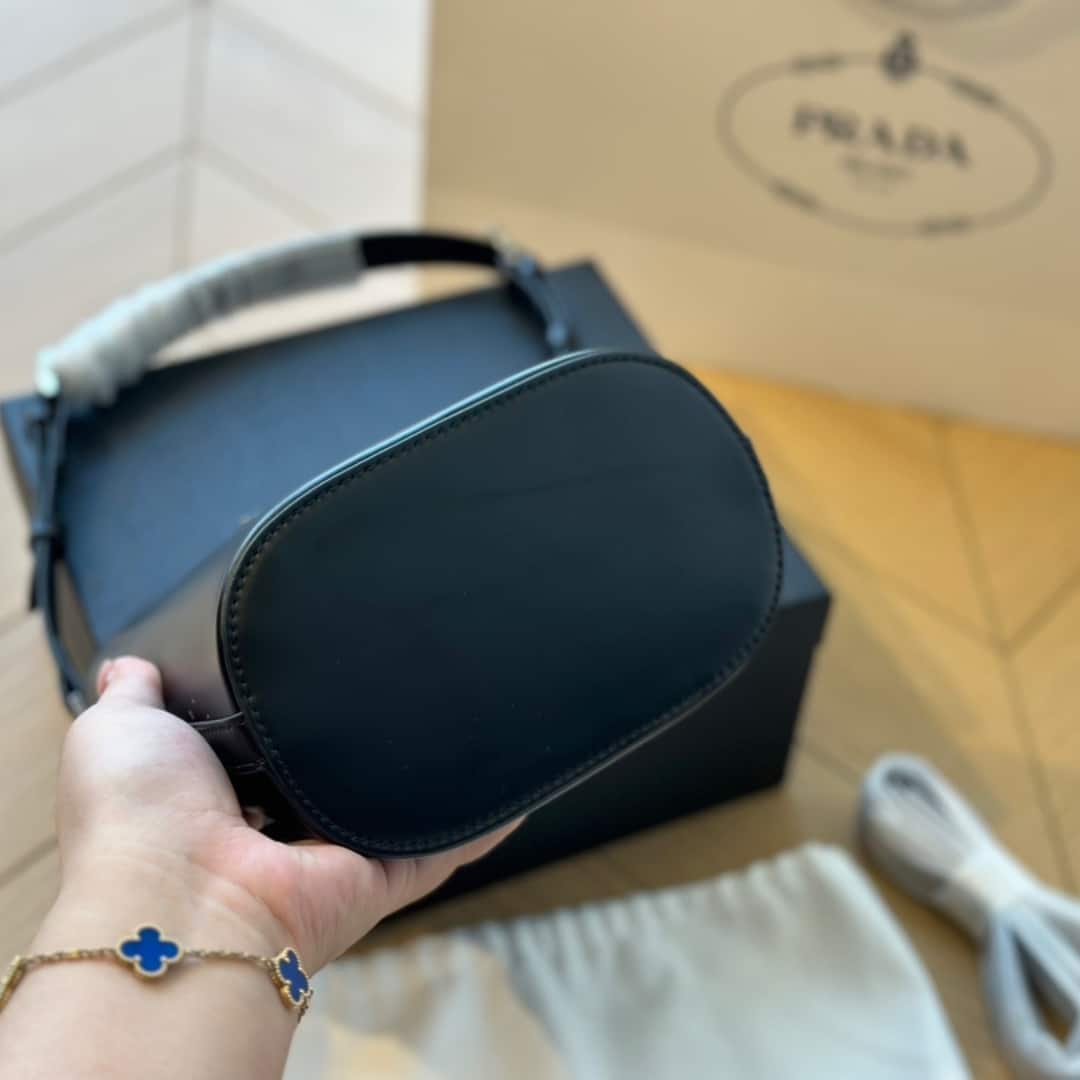 Prada Spazzolato Bucket Bag Black 17Cm