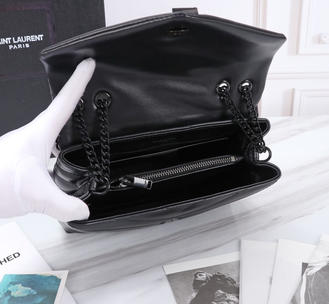 Saint Laurent Loulou Small Chain Bag In Matelasse Y Black Noir 23Cm