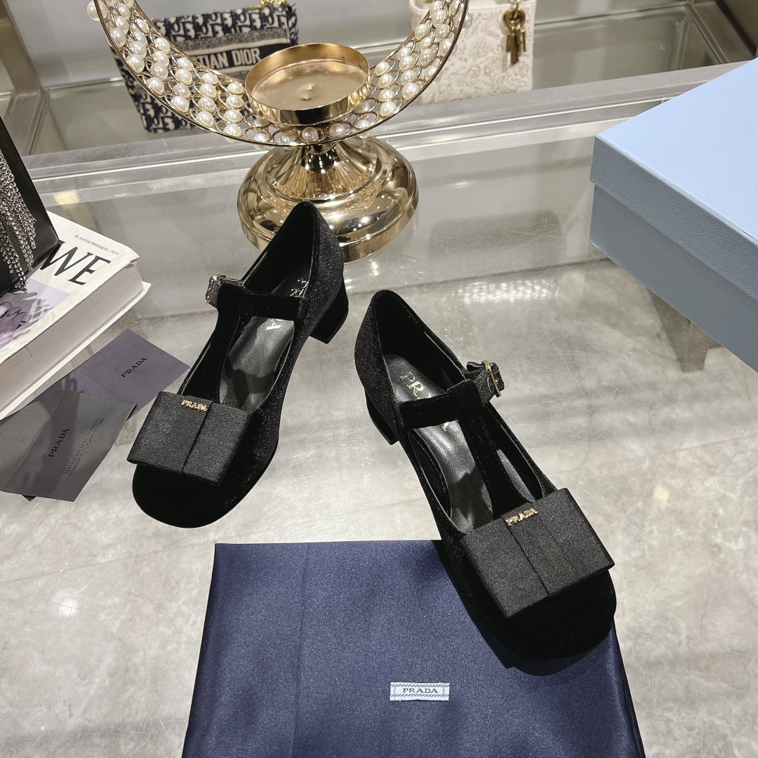 Prada Velvet Pumps Black 1I818N 068 F0002 F 035