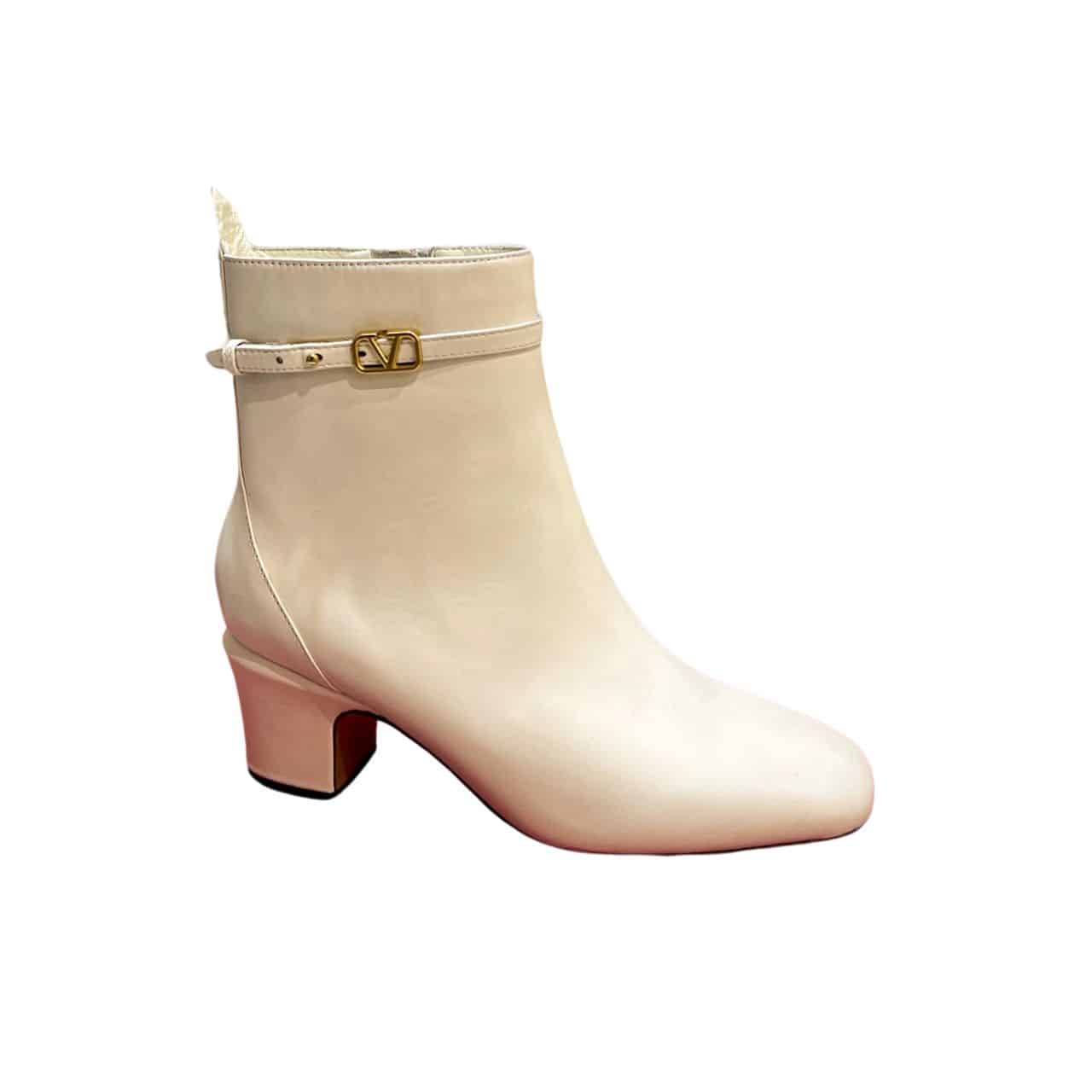 Valentino Garavani Tan Go Ankle Boot In Calfskin Leather White