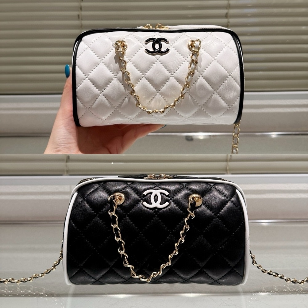 Chanel Clutch With Chain Black And White 18Cm/7in