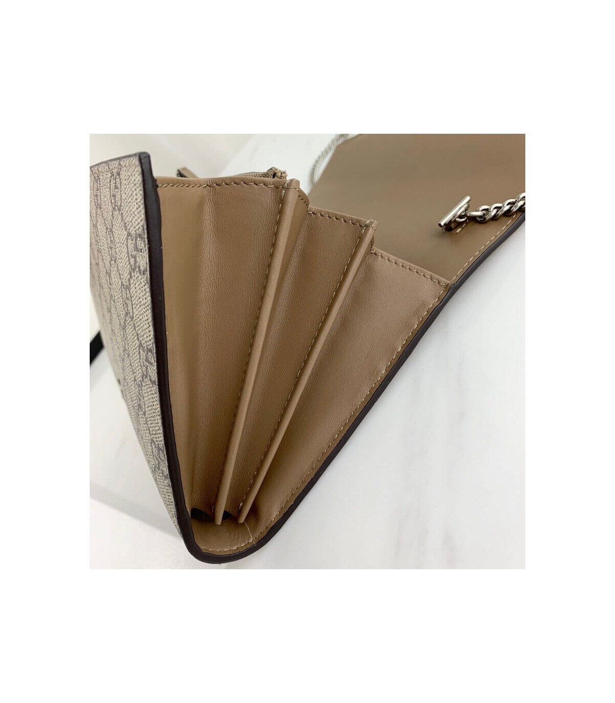 Gucci Dionysus GG Supreme Chain Wallet Beige 20cm