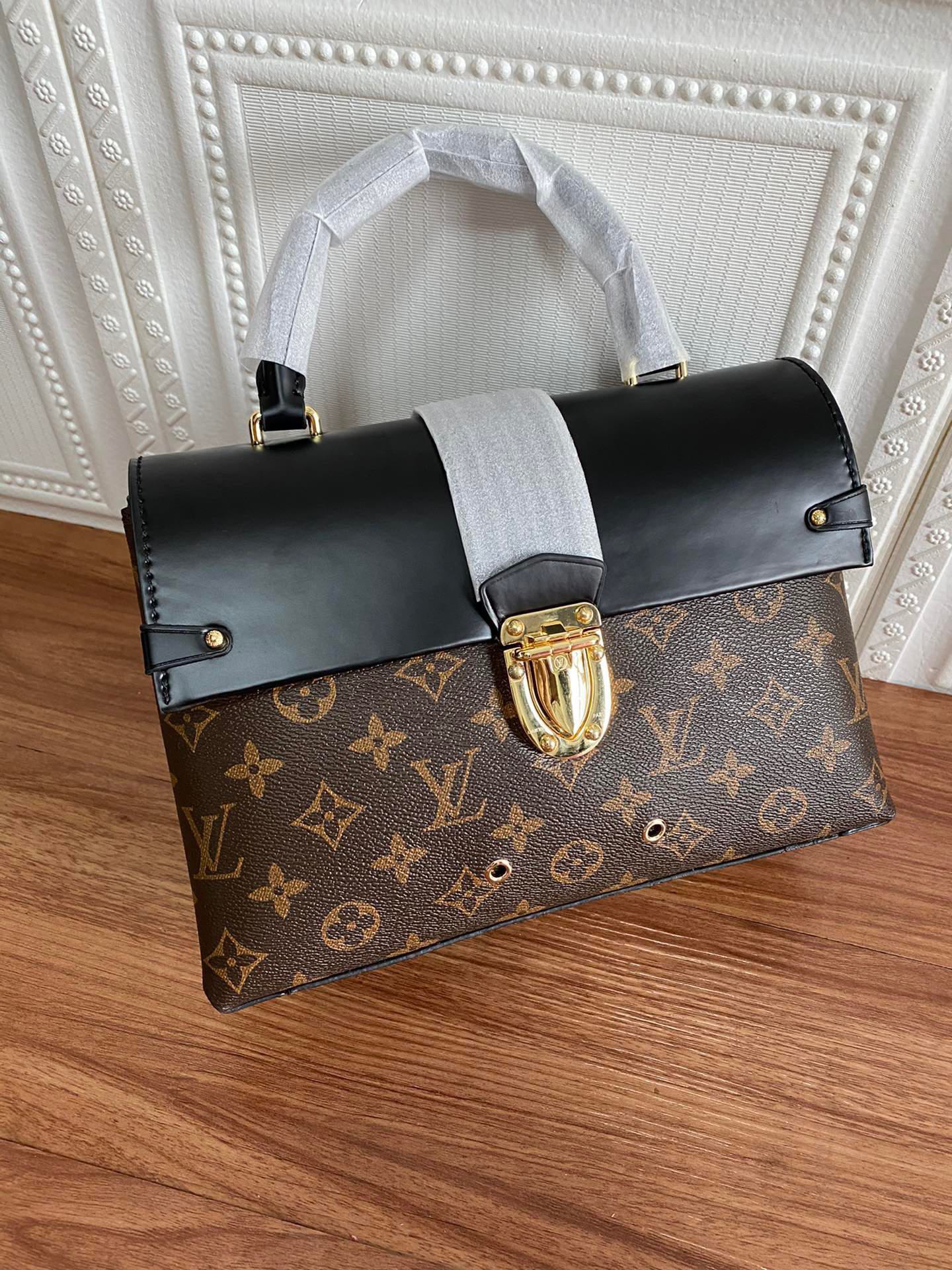 Louis Vuitton One Handle Monogram Flap Mm 25Cm