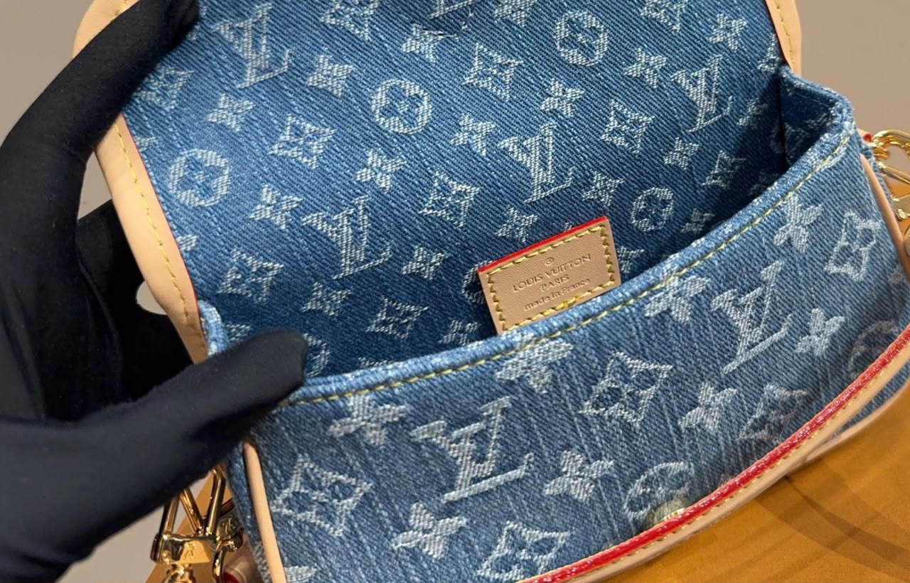Louis Vuitton Diane Nano Bag Blue Denim 19cm M27700