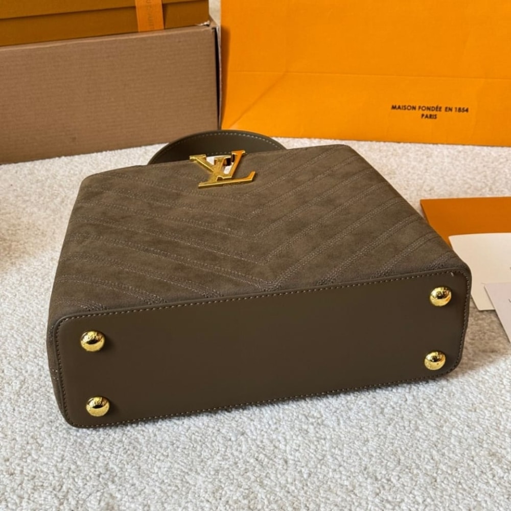 Louis Vuitton Capucines BB Bag Dark Brown 27Cm