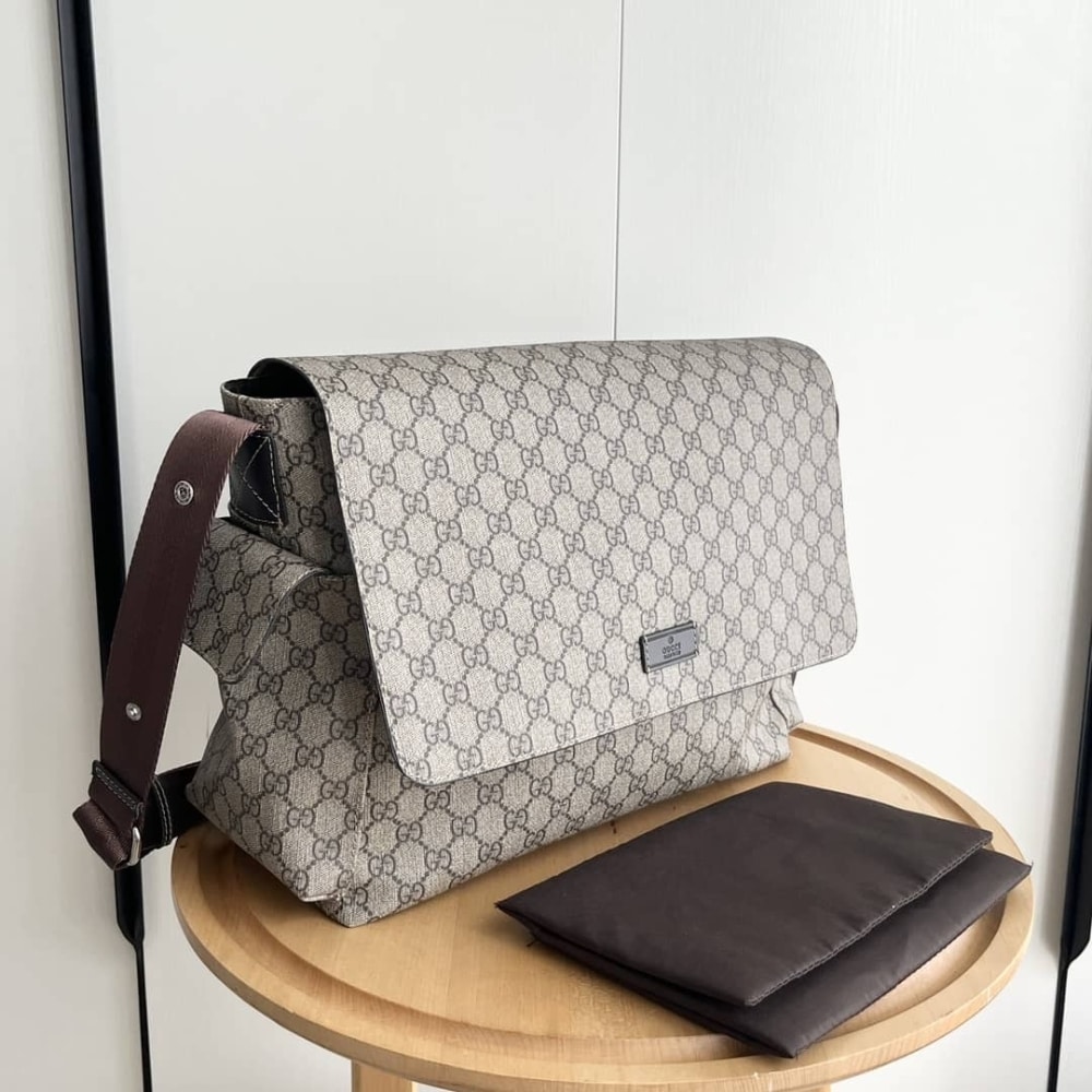 Gucci Large Changing Bag Beige And Ebony Gg Supreme 44cm 211131 Kgdig 8588