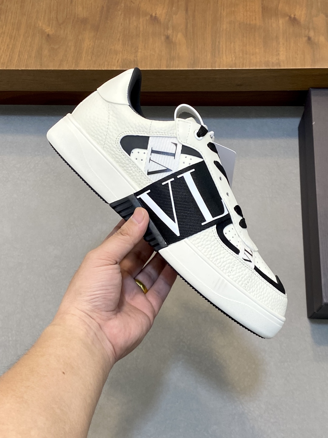 Valentino New Arrival 🆕 Sport Casual Shoes