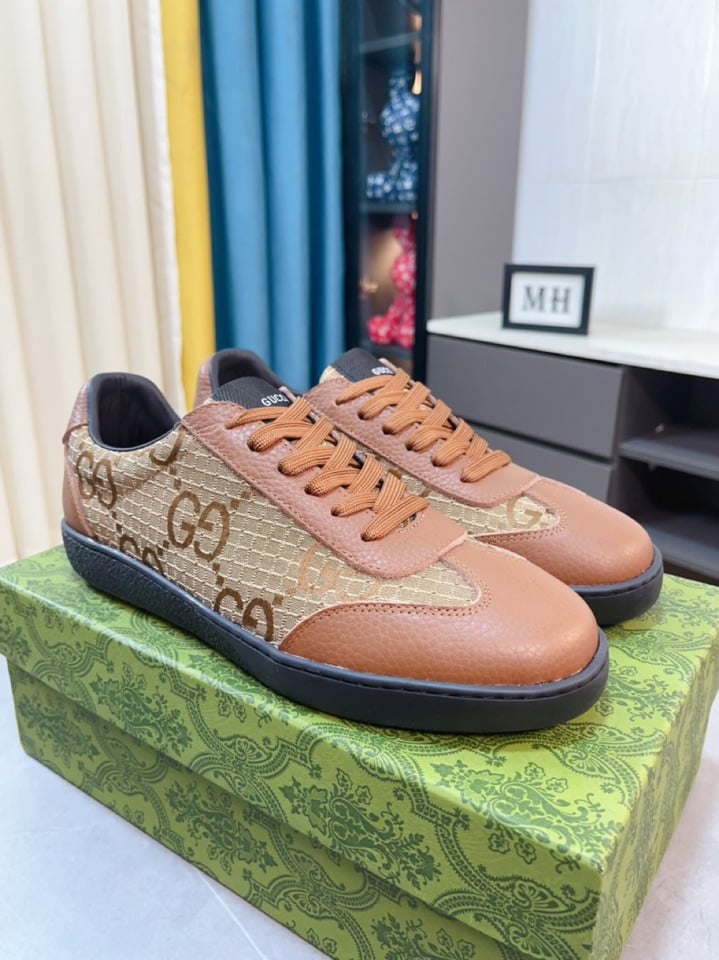 Gucci Gg Canvas And Leather Low Top Sneakers Brown