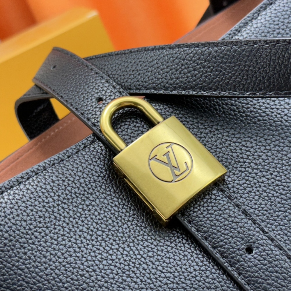 Louis Vuitton Low Key Cabas MM Grained Leather Black 47Cm M25341