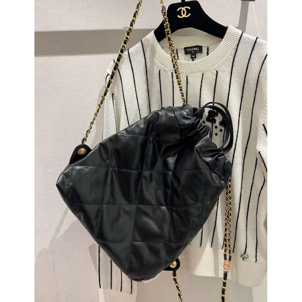 Chanel 22 Backpack in Black Shiny Calfskin 34cm
