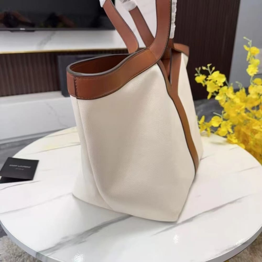 Saint Laurent Y Tote In Leather Bag White