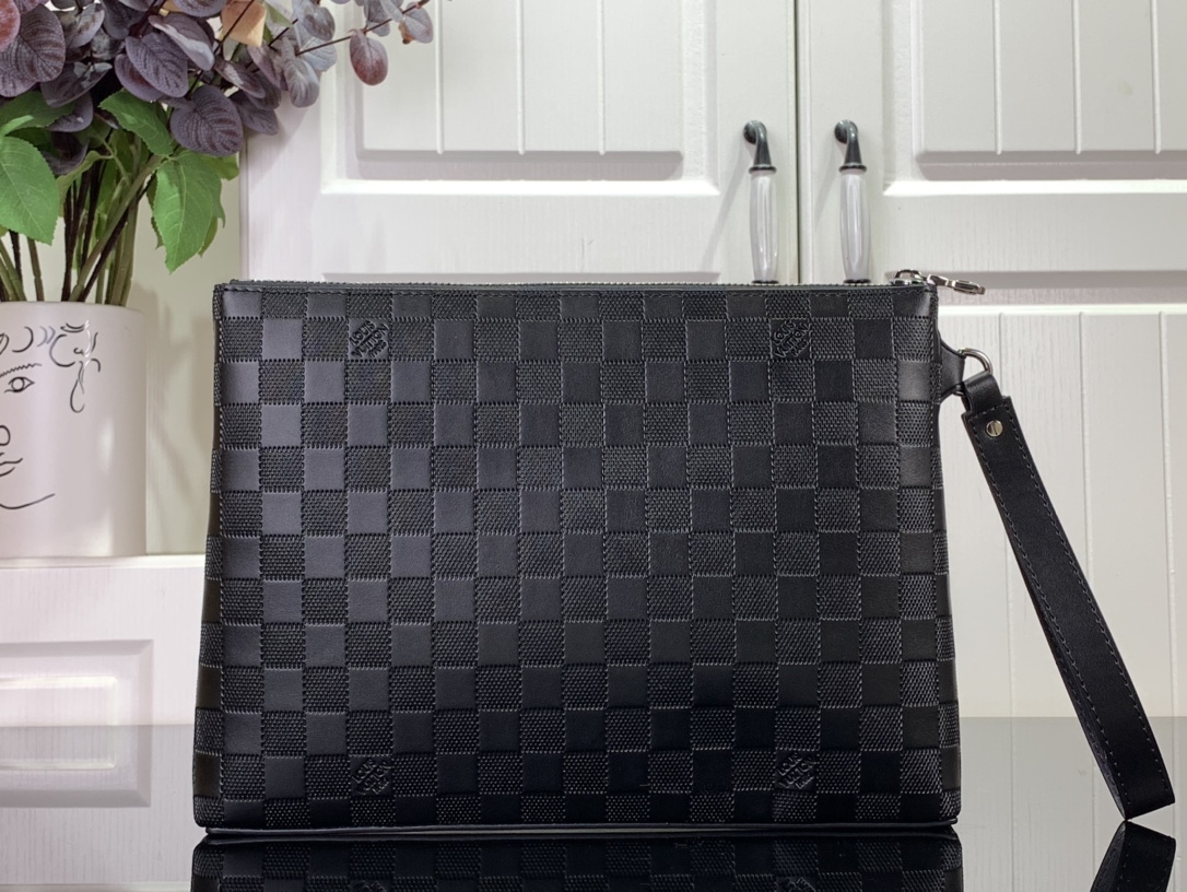 Louis Vuitton Takeoff Bag Damier Black 30Cm N40504