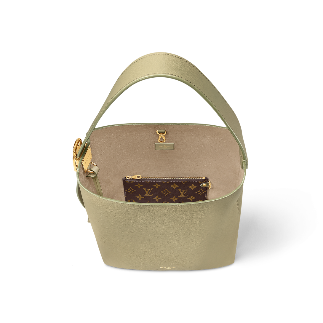 Louis Vuitton Low Key Hobo Mm M24988