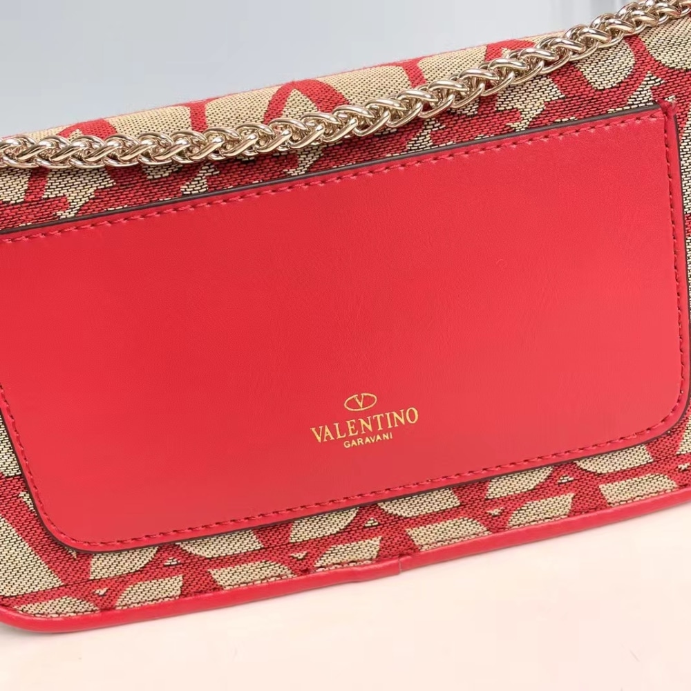 Valentino Garavani Locò Toile Iconographe Shoulder Bag Red 20Cm