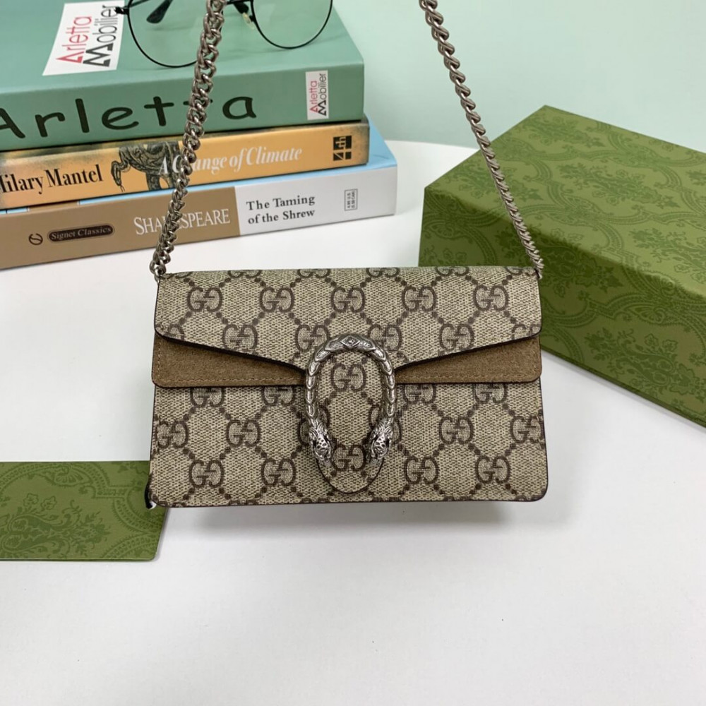 Gucci Dionysus GG Supreme Super Mini Bag