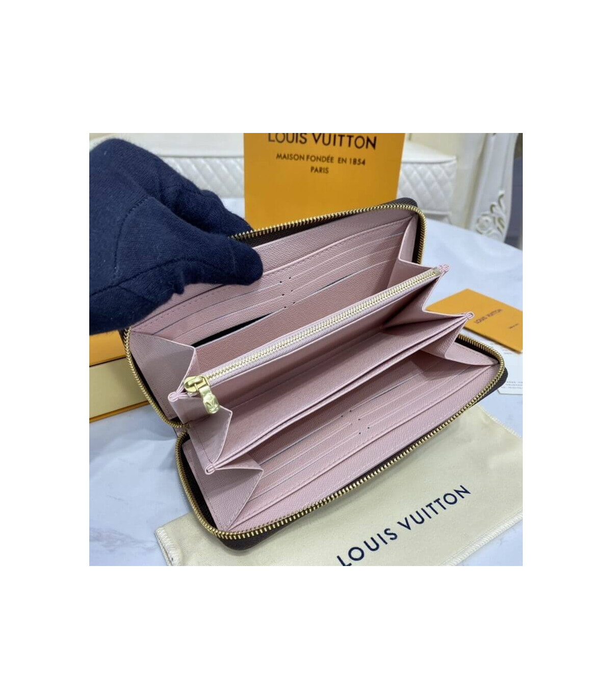 Louis Vuitton Monogram Zippy Wallet Pink