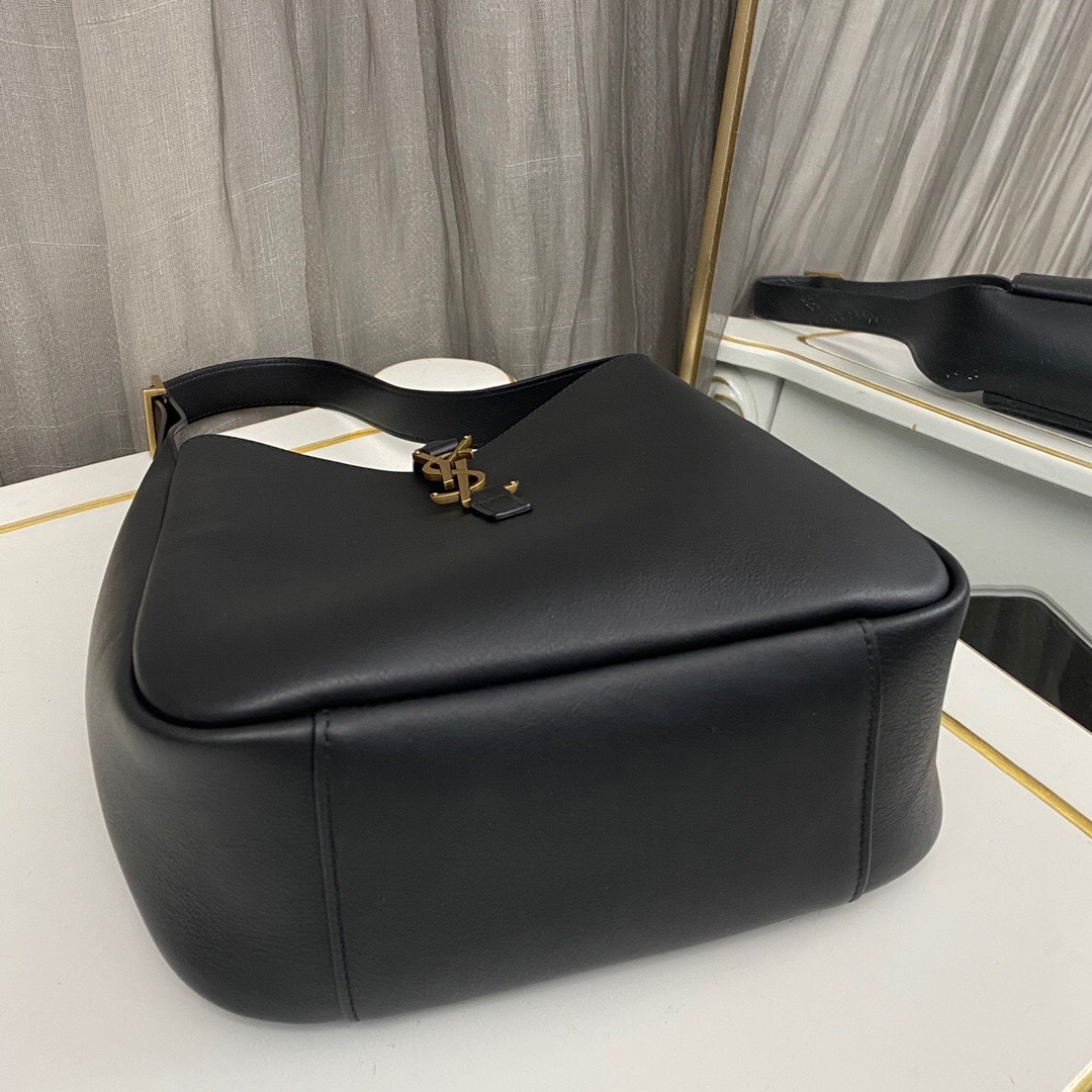 Saint Laurent Le 5 A 7 Soft Small Hobo Bag In Smooth Leather Black 27cm