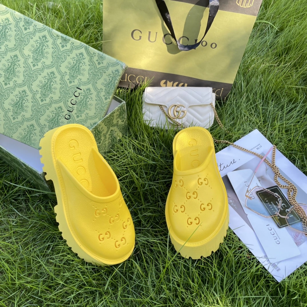 Gucci Men’S Slip On Sandal Yellow Gg Rubber
