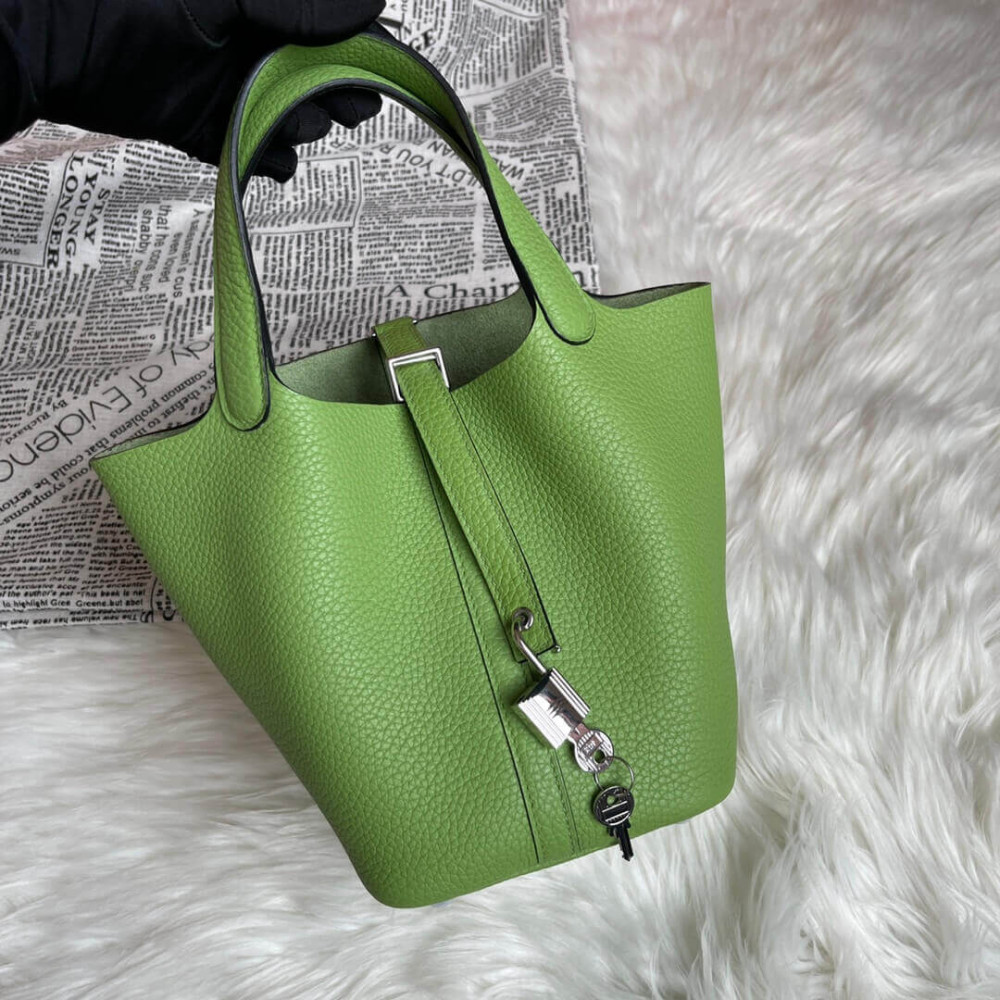 Hermes Picotin Lock Bag In Taurillon Clemence Vert Criquet 22Cm