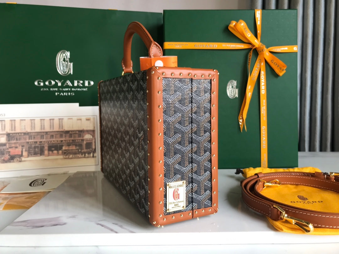Goyard Grand Hôtel Trunk Bag 24.5cm Cm Black Goyardine Canvas And Tan Calfskin