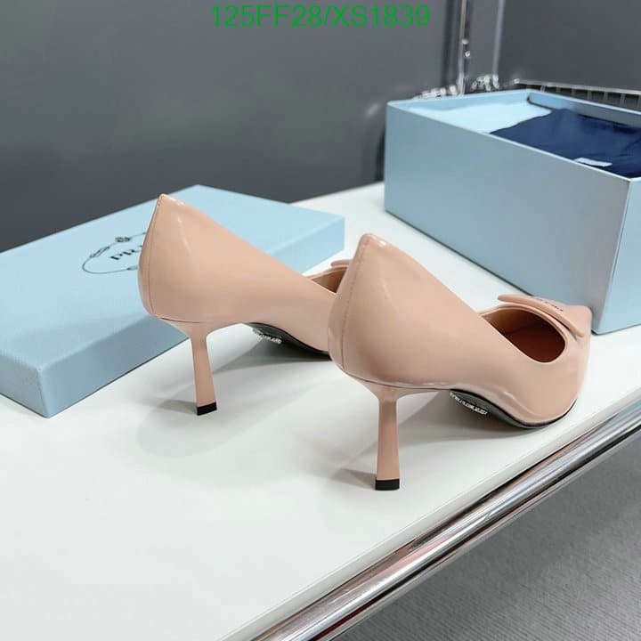 Prada Cleavage Nero Leather Pumps Pink