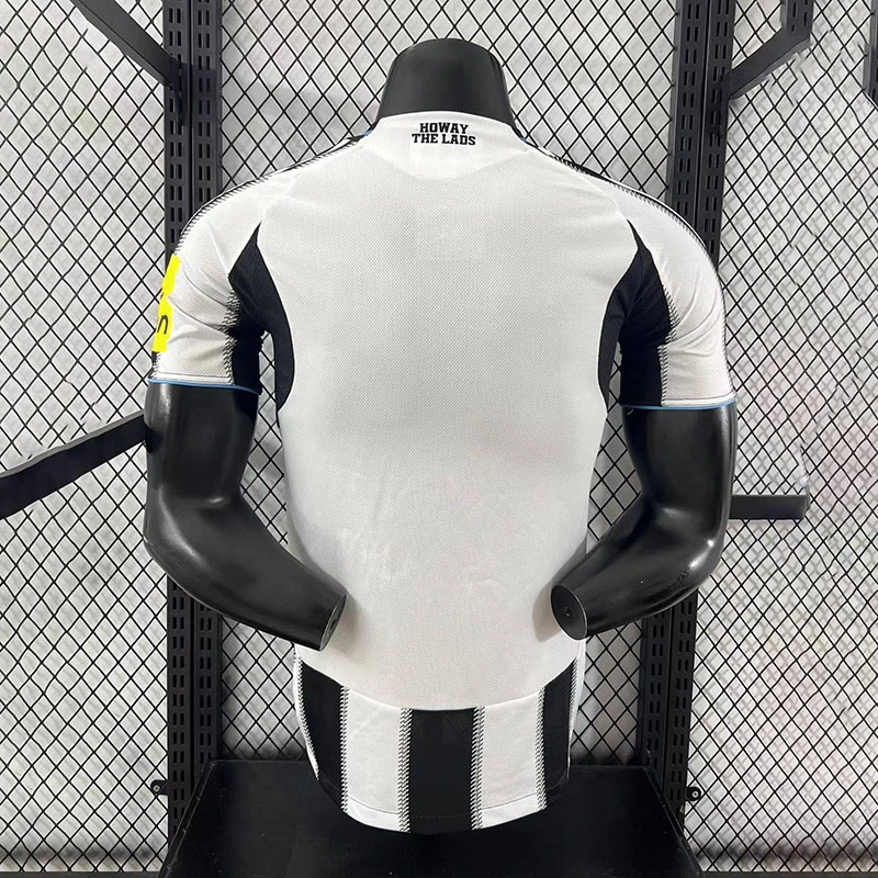 Player 2025-26 Newcastle United Home Football jersey