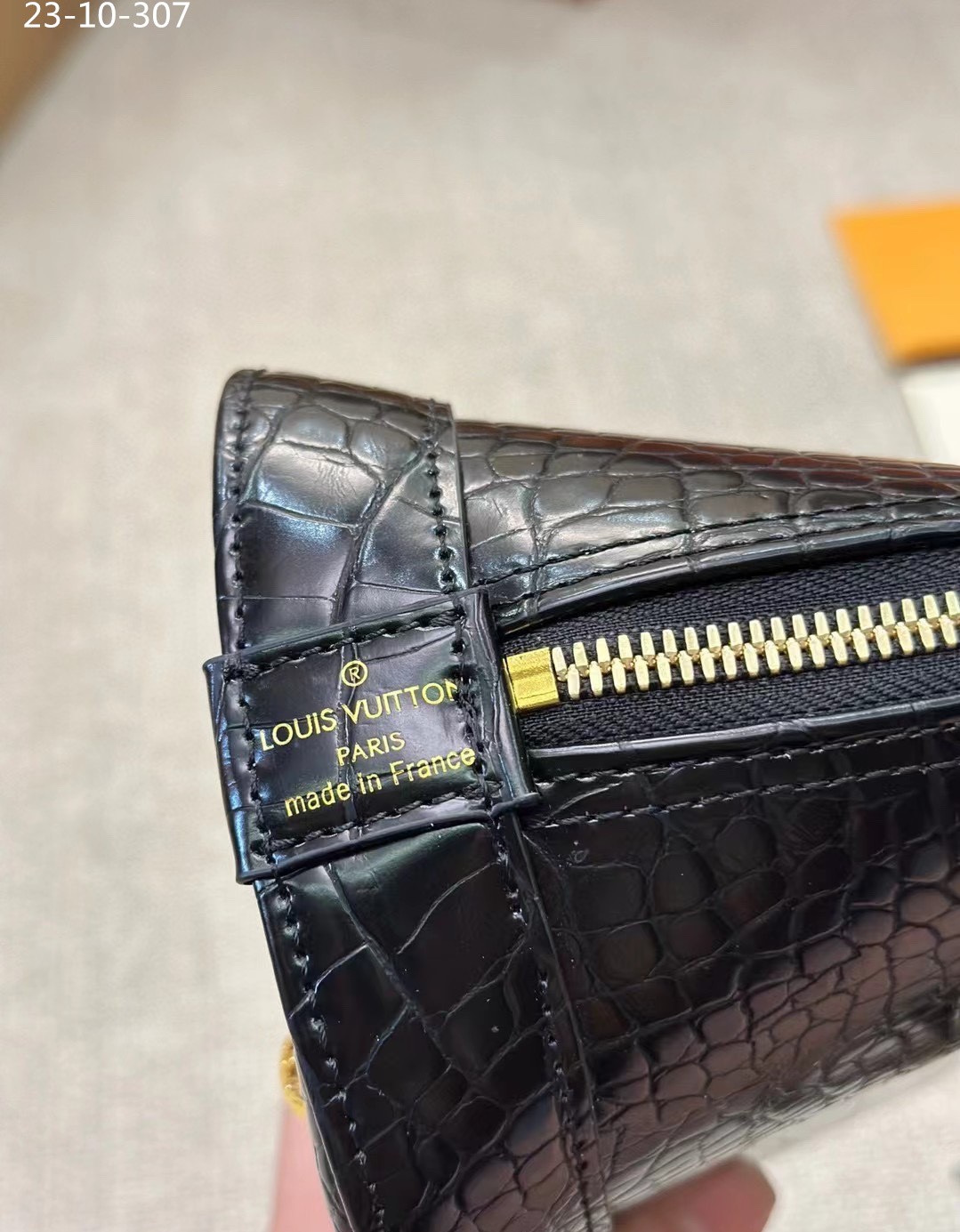 Louis Vuitton Neo Alma Bb Black 24Cm