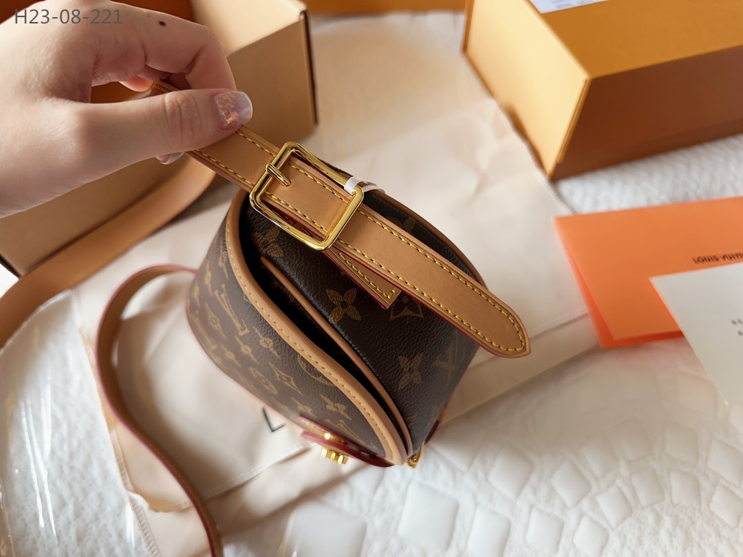 Louis Vuitton Tambourine Shoulder Bag Brown 18Cm M44860