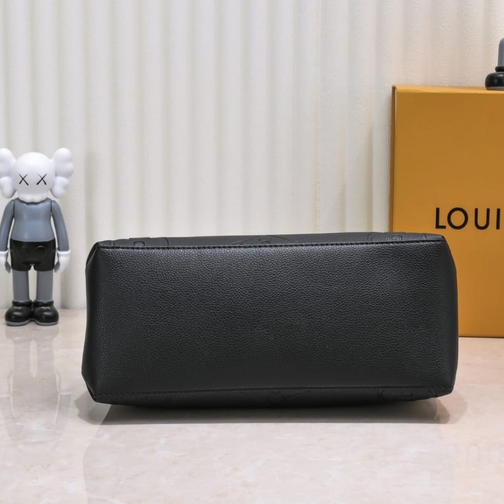 Louis Vuitton Petit Palais Monogram Empreinte Leather Black 29Cm M58916