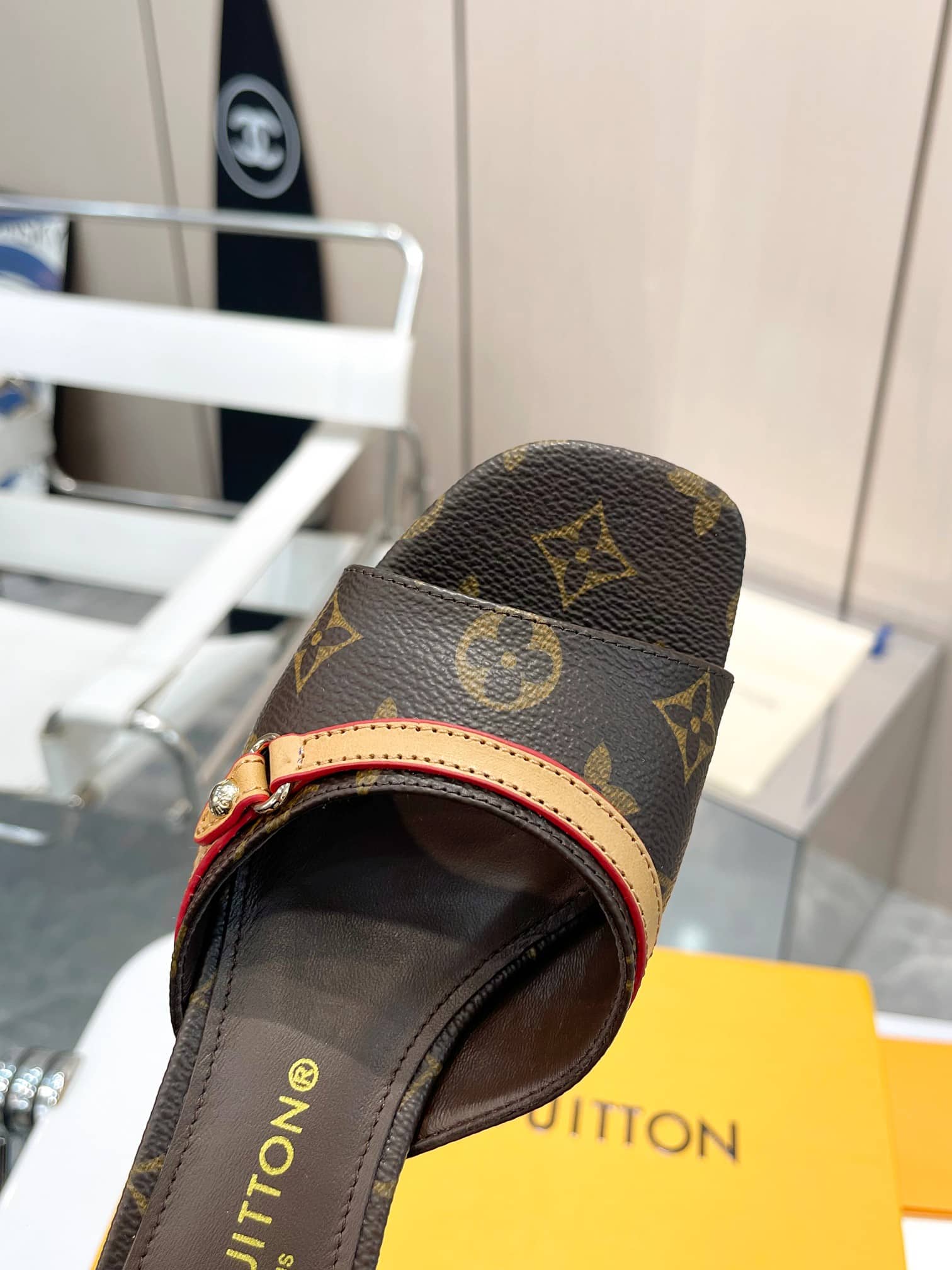 Louis Vuitton Neo Revival Mule Monogram Canvas
