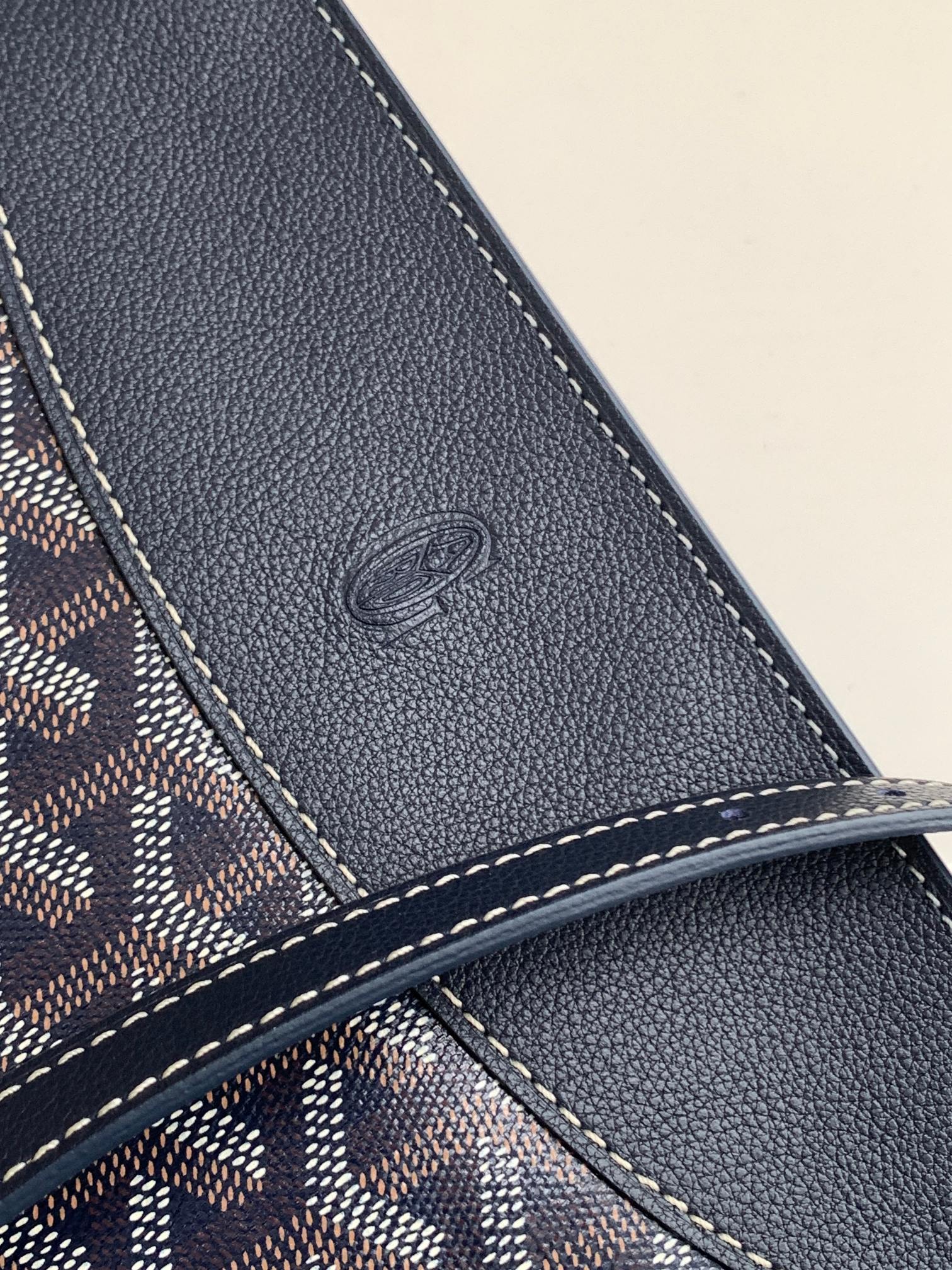 Goyard Hirondelle Bag – Bagistry Closet 25cm Navy Blue