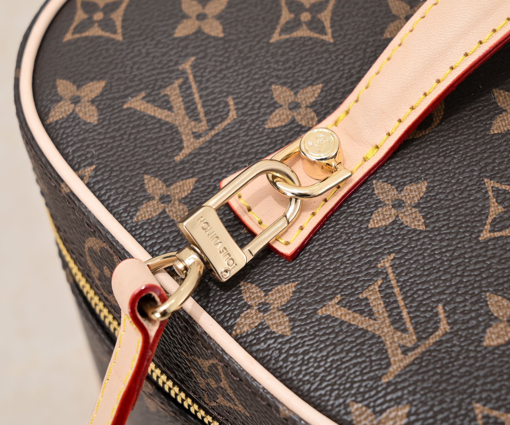 Louis Vuitton Nice Mini Toiletry Pouch 32Cm M47280
