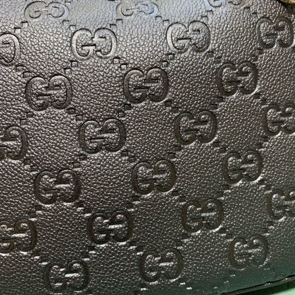 Gucci Gg Emblem Small Shoulder Bag Black 23Cm 815409 Aaeem 1000