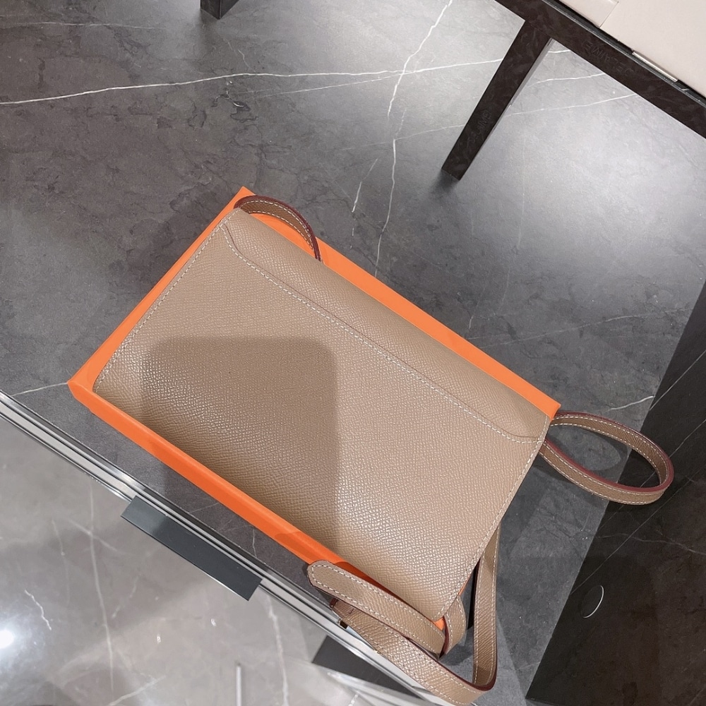 Hermes Constance To Go Epsom Etoupe 21Cm