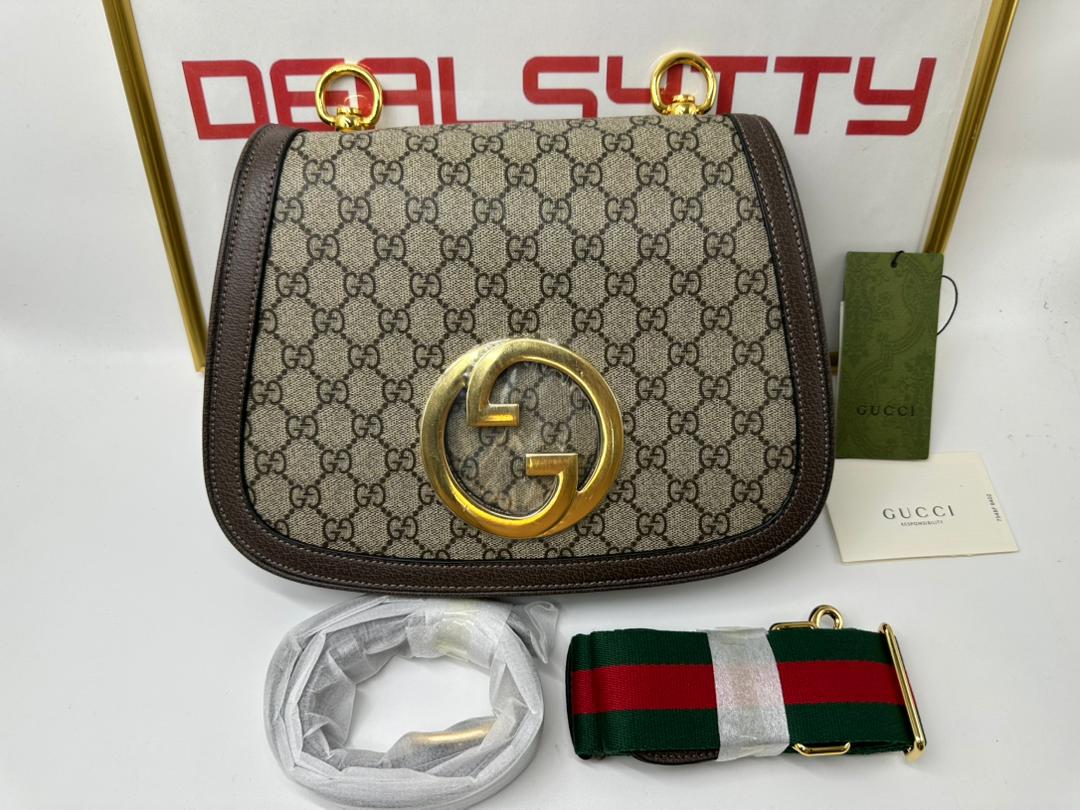 Gucci Blondie Medium Shoulder Bag With Round Interlocking G