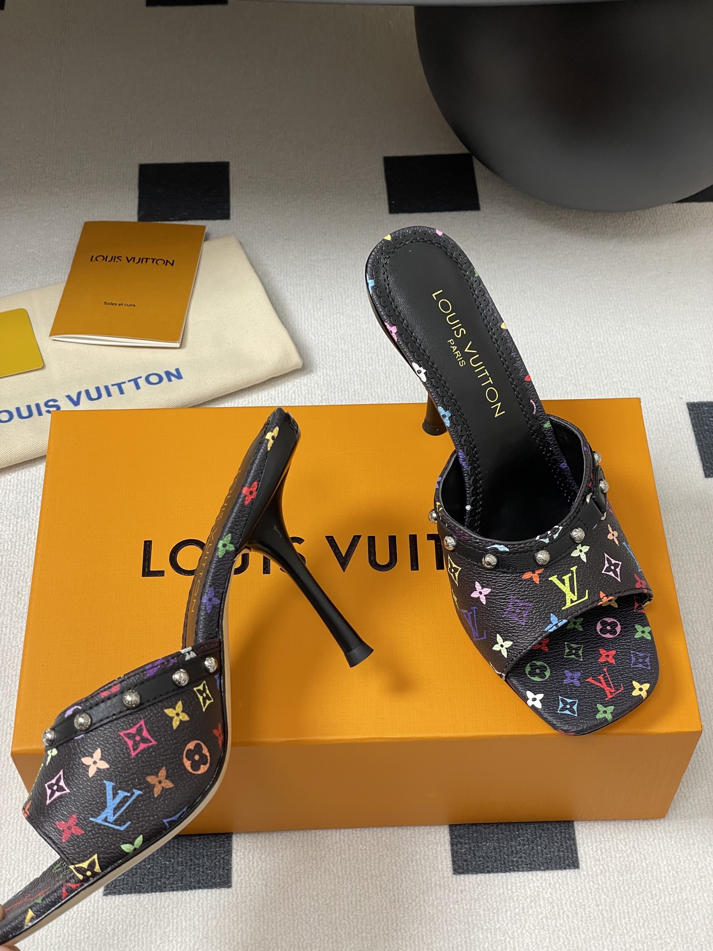 Louis Vuitton LV x TM 6AM Mule 1AGWT2 Black