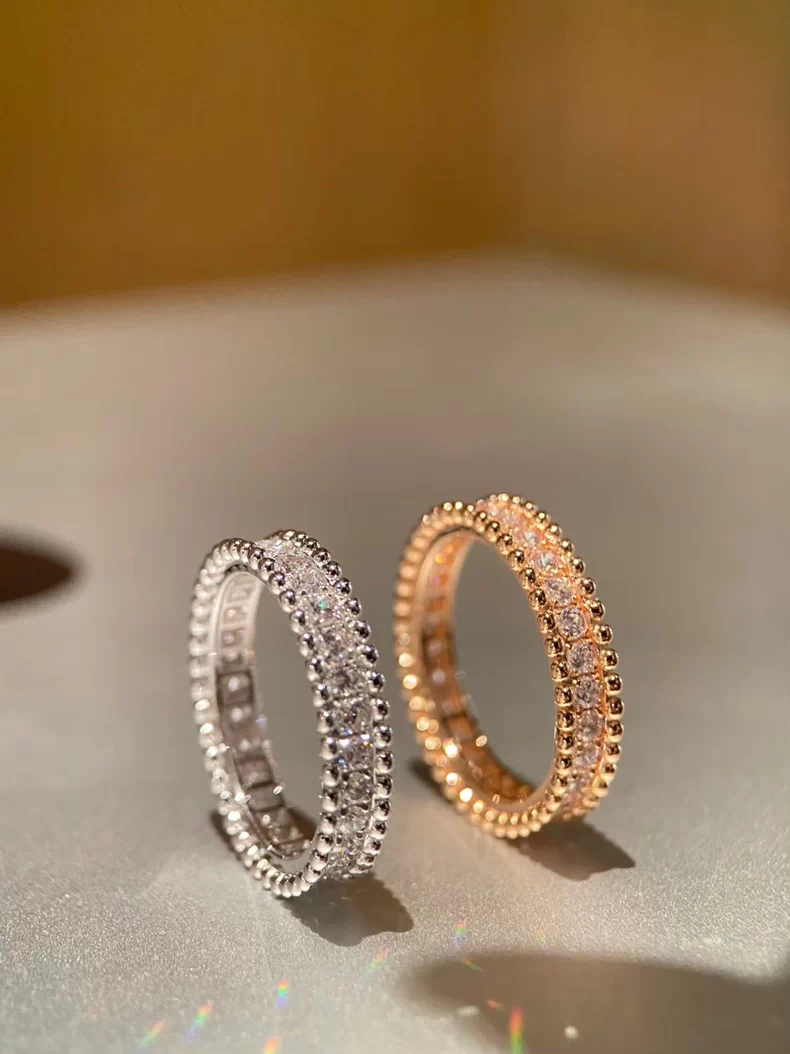 Van Cleef & Arpels Full-Pavé Ring