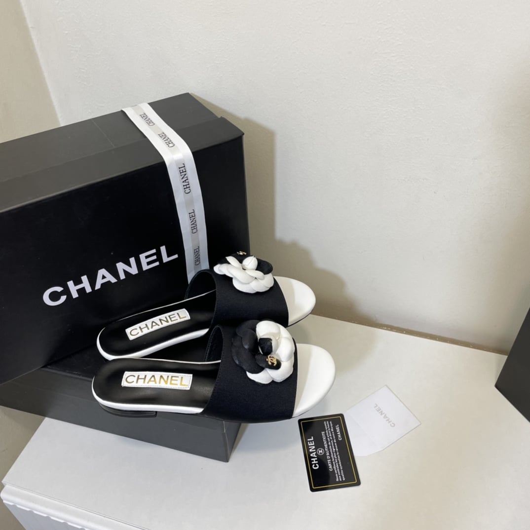 Chanel Camellia Slides Black White
